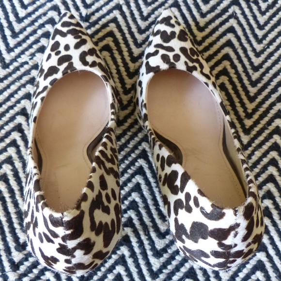 New VS Cheetah Heels - Picture 2 of 7